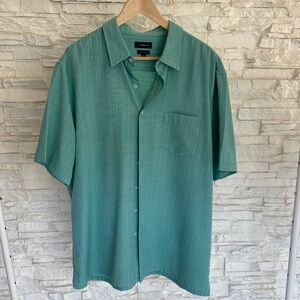 Croft & Barrow Men's Green Casual Button-Down Shirt